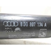 усилитель бампера право перед Audi A4 (B5) (1994 - 2000) 1996 8d0807134
