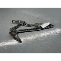Петля крышки багажника Audi A6 C4 (S6,RS6) 1997 4A5827499A