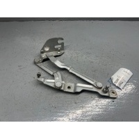 Петля крышки багажника Volkswagen Passat B5 1996 8D5827302C