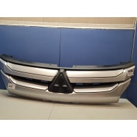 Решетка радиатора Mitsubishi L200 KK KL 2015- STMB94093A0