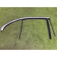 уплотнитель стекла двери Mercedes-Benz E class W213 2020 A2137357400