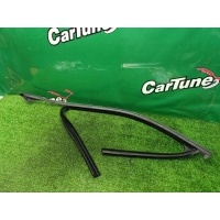 Уплотнитель стекол Mercedes-Benz E W212 2011 A2127250325