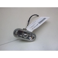 Повторитель на крыло белый VAG Caddy III (2004 - 2015) 2K0949117