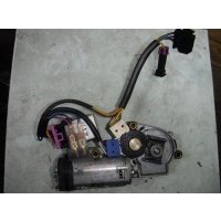 Двигатель электролюка Audi 80 1993 895877795b