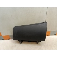 Крышка бардачка Peugeot 4007 2008 8218QA