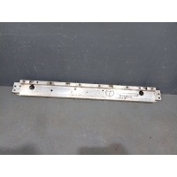 Балка подрадиаторная Land Rover Range Rover Evoque 2 2022 LR137900