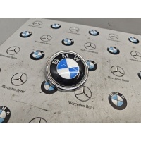 значок (эмблема) крышки багажника BMW X5 2008 7157696