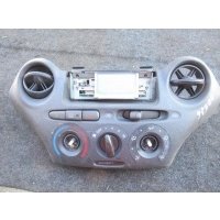 Блок управления печки/климат-контроля Toyota Yaris 2000 86110-0d021-b1