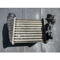 Интеркулер Volkswagen Golf 1992 1h0145805