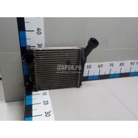 Интеркулер VAG Q7 [4L] (2005 - 2015) 95811064011