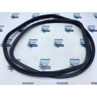 уплотнительная резинка BMW X5 E70 LCI 2011 51767220381