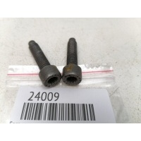 болт кпп Volkswagen Transporter T4 N0147135