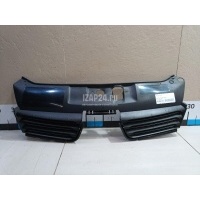 Решетка радиатора Renault Clio II/Symbol (1998 - 2008) 8200272056