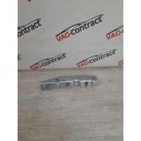 Кронштейн Volkswagen Touareg NF 2010 7P0860201