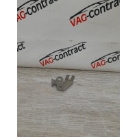 Кронштейн Volkswagen Touareg NF 2010 03H971858D