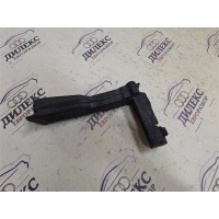 уплотнитель капота Audi A4 (B8) 2007-2015 2008 8K0823722