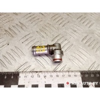 Фланец (тройник) системы охлаждения Renault Scenic 1999 64258