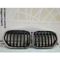 Решетка радиатора BMW X1 F48 2015-2019 51138493451