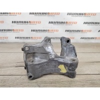 Кронштейн генератора AUDI A8 2007 079903805AD, 079903805AD, 079903805M