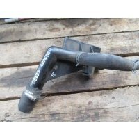 Патрубок (трубопровод, шланг) Volkswagen Crafter 2006 076121085a