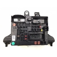 Блок предохранителей Opel Insignia 2009 13277321