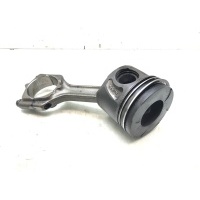 Поршень Opel Astra H 2009