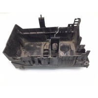 Полка аккумулятора Opel Astra J 2012 13354420