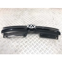 Решетка радиатора Volkswagen Golf 6 2008 5K0853653