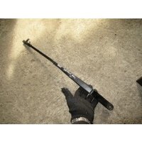 Щеткодержатель (поводок стеклоочистителя, дворник) Volkswagen Touran 2006 1t0955409a