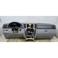 Панель передняя салона (торпедо) Kia Sorento 2004 847103E010CQ