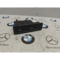 разъем AUX / USB Mercedes-Benz GLC Coupe 2018 A2478204002