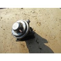 Клапан EGR Volkswagen Passat 1998 038131501af