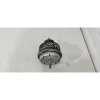 Подушка крепления двигателя Volkswagen Passat 2002 8D0199379S