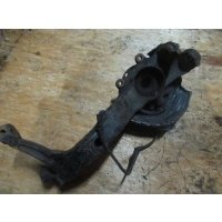 Ступица передняя правая Audi A6 1998 8d0407258ae