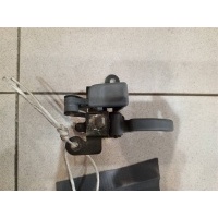 Ручка открывания багажника внутри Toyota Land Cruiser 100 1998-2007 1999 6920960040B0