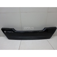Накладка двери багажника Nissan X-Trail (T31) (2007 - 2014) 90901JH00D