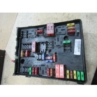 Блок предохранителей Skoda Octavia 2005 1k0937124k