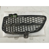 Решетка в бампер Volkswagen Touareg 7L 2007-2010 7L6853665