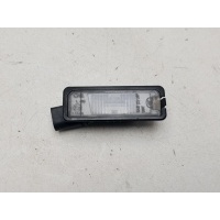 Подсветка номера Volkswagen Amarok 1K8943021