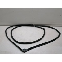 Уплотнитель двери Volkswagen Amarok 2H7839761N