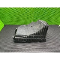 Корпус воздушного фильтра Audi Q7 4L 2008 7L6128601P,7L6128607AB