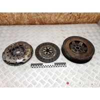 Комплект сцепления Renault Megane 2 2005 324037810,124035910,8200253278