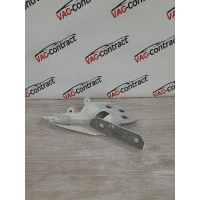 Петля капота Volkswagen Touareg NF 2010 7P6823302