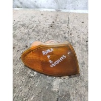 Поворотник правый Opel Astra F 1997