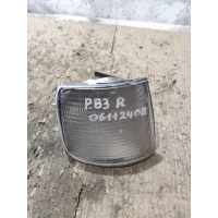 Поворотник правый Volkswagen Passat B3 1992