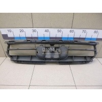 Кронштейн решетки радиатора VAG A4 [B8] (2007 - 2015) 8K0807233G