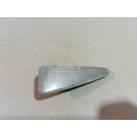 Повторитель на крыло правый белый Renault Symbol II (2008 - 2012) 8200602765