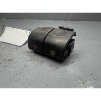 Кнопка аварийной сигнализации Mitsubishi Colt 3 1991 06006