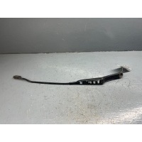 Щеткодержатель (поводок стеклоочистителя, дворник) Audi A4 B5 1996 8D1955408B