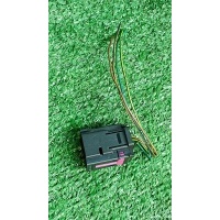 разъем Audi 4f0937743e